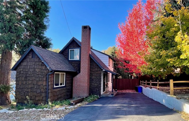 29387 Lake View Drive, Cedar Glen CA: https://media.crmls.org/medias/01e9986c-445f-4f57-b308-746a05b13933.jpg