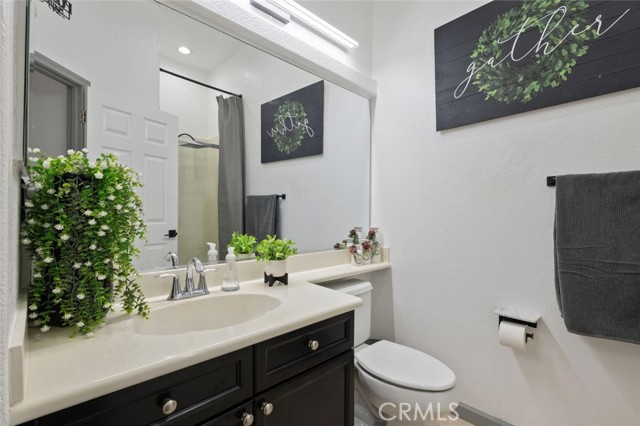 Detail Gallery Image 17 of 20 For 4215 Riopel Avenue, Denair,  CA 95316 - 4 Beds | 3 Baths