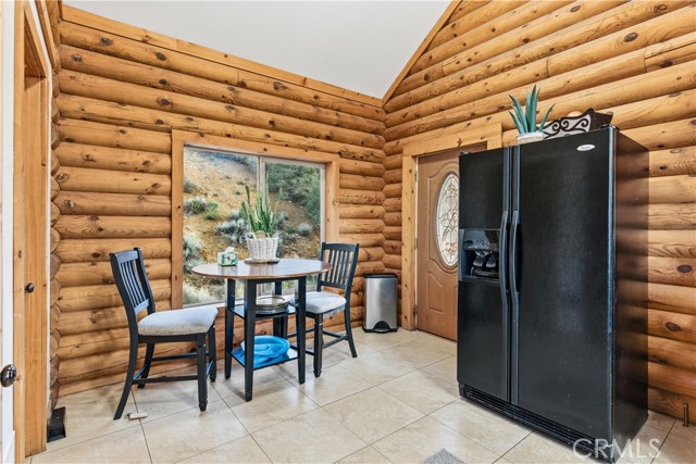 Detail Gallery Image 11 of 37 For 2000 Zermatt, –,  CA 93222 - 3 Beds | 2 Baths