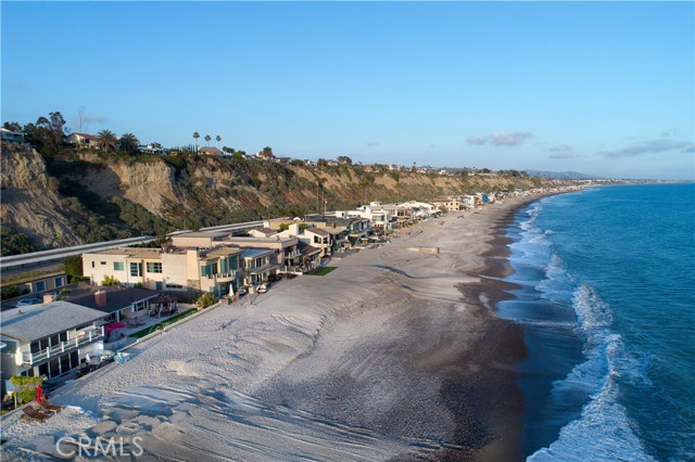 Detail Gallery Image 12 of 44 For 35225 Beach Rd, Dana Point,  CA 92624 - 3 Beds | 3/1 Baths