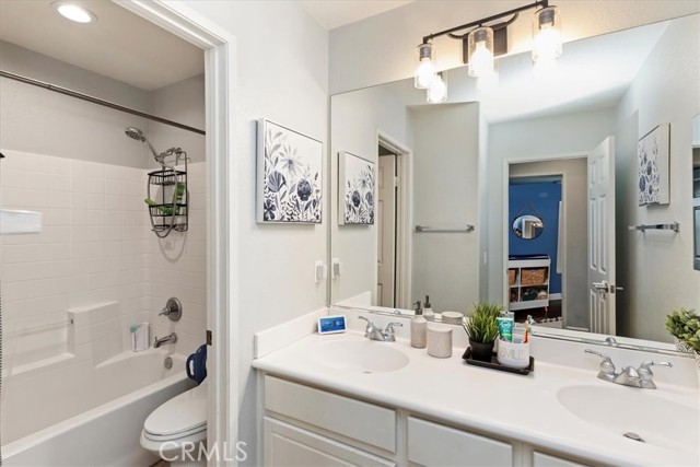 7416 Mayfield Street, Eastvale CA: https://media.crmls.org/medias/01ea7930-1d4e-4ce4-a05b-4a4e2f8803e3.jpg