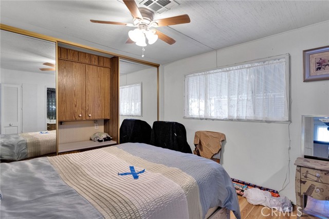 2494 Main Street, Barstow CA: https://media.crmls.org/medias/01eb0bfb-04b8-4890-a707-fe0f0fb778d0.jpg