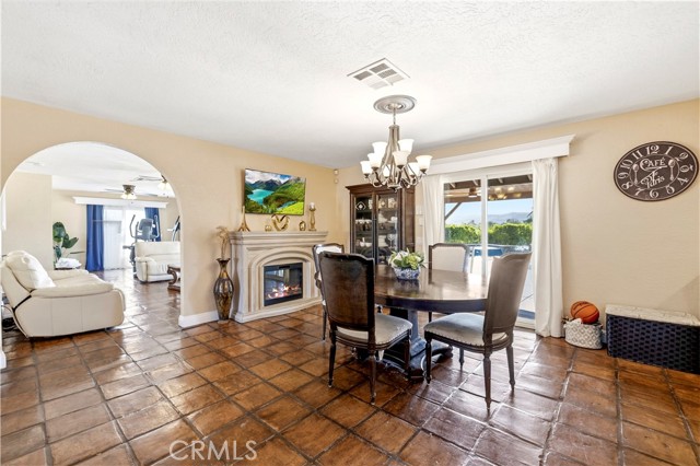 Image 21 of 75 For 74565 22nd Avenue