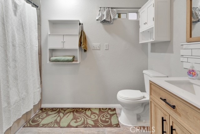 Detail Gallery Image 18 of 53 For 25624 Castlerock Rd, Apple Valley,  CA 92308 - 3 Beds | 2 Baths
