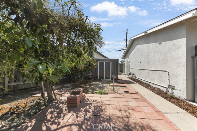 Detail Gallery Image 13 of 18 For 7901 Rhine Dr, Huntington Beach,  CA 92647 - 4 Beds | 2 Baths