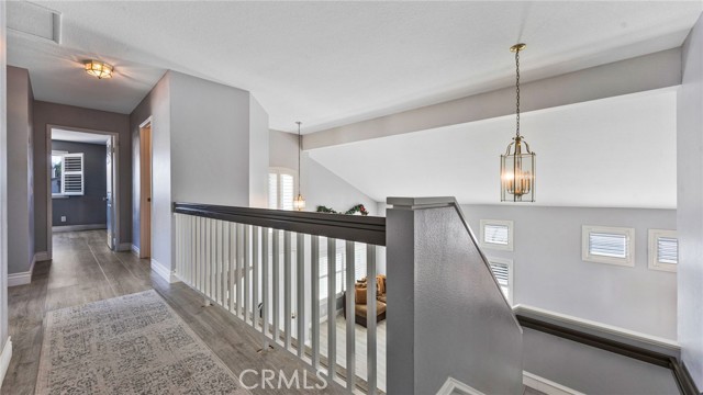 8377 Yarrow Lane, Riverside CA: https://media.crmls.org/medias/01ed823c-ae5f-4069-ad65-08096bf481e2.jpg