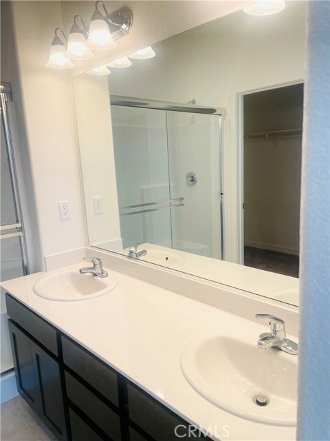 Detail Gallery Image 6 of 7 For 165 Squaw Valley Dr., Merced,  CA 95341 - 3 Beds | 2 Baths