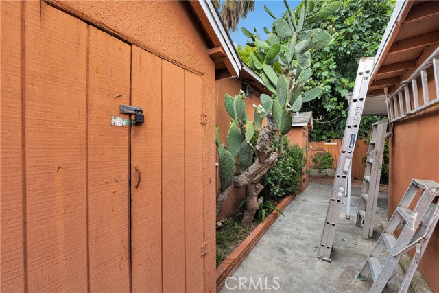 470 E Home Street, Long Beach CA: https://media.crmls.org/medias/01edf3db-dd24-4527-a988-05af2a62a677.jpg