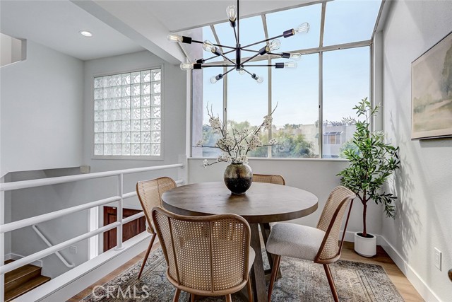 Detail Gallery Image 6 of 39 For 501 Herondo #18,  Hermosa Beach,  CA 90254 - 3 Beds | 2 Baths