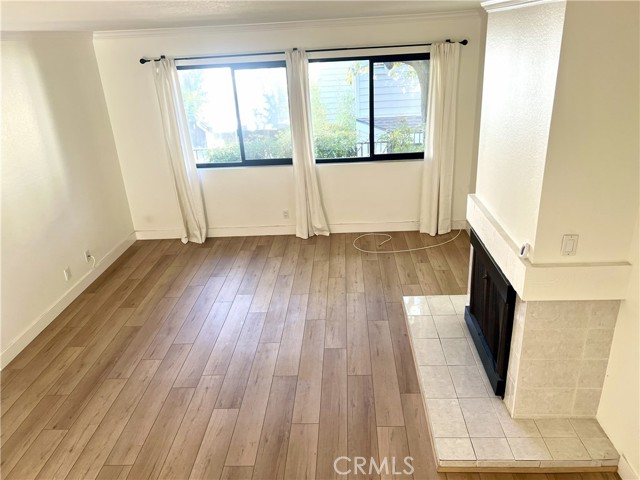 Detail Gallery Image 14 of 41 For 4 Latitude Ct, Newport Beach,  CA 92663 - 3 Beds | 2/1 Baths