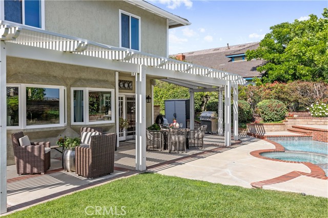 21035 Timber Ridge Road, Yorba Linda CA: https://media.crmls.org/medias/01ef3da0-82d3-41a6-897b-37b4d69246c9.jpg