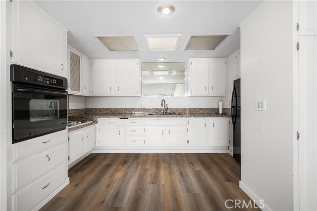 13341 St Andrews Drive, Seal Beach CA: https://media.crmls.org/medias/01ef6a35-80a6-4b12-8aa8-1459d8cbd217.jpg