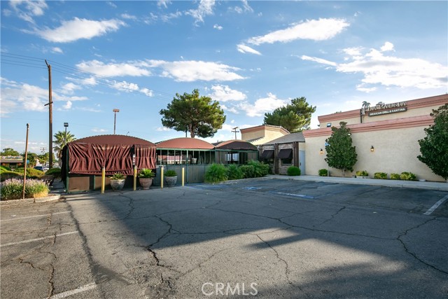 2162 E Palmdale Boulevard, Palmdale CA: https://media.crmls.org/medias/01ef9957-3d7c-4c2c-bc67-c88fde110540.jpg