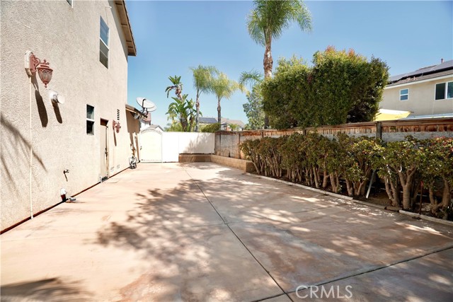 12597 Poinsetta Drive, Riverside CA: https://media.crmls.org/medias/01efa0c2-d0ee-4f6b-bd64-a0e9f53d0860.jpg