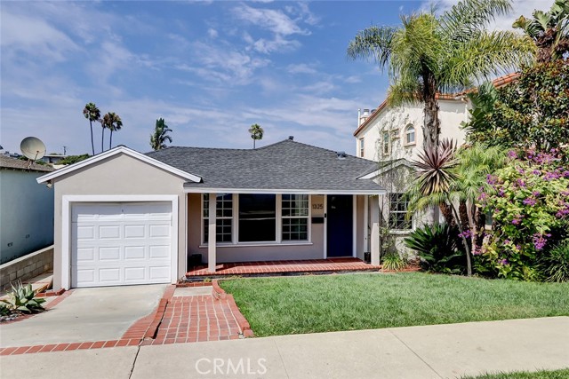 1325 11th Street, Manhattan Beach, California 90266, 4 Bedrooms Bedrooms, ,2 BathroomsBathrooms,Residential,Sold,11th,SB21195210