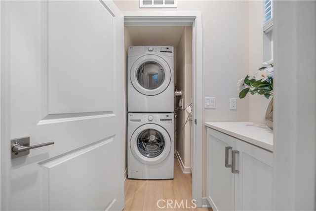 41 Stable Dr, Rancho Mission Viejo CA: https://media.crmls.org/medias/01f15c11-2ee5-48a1-953f-872f00157e5f.jpg