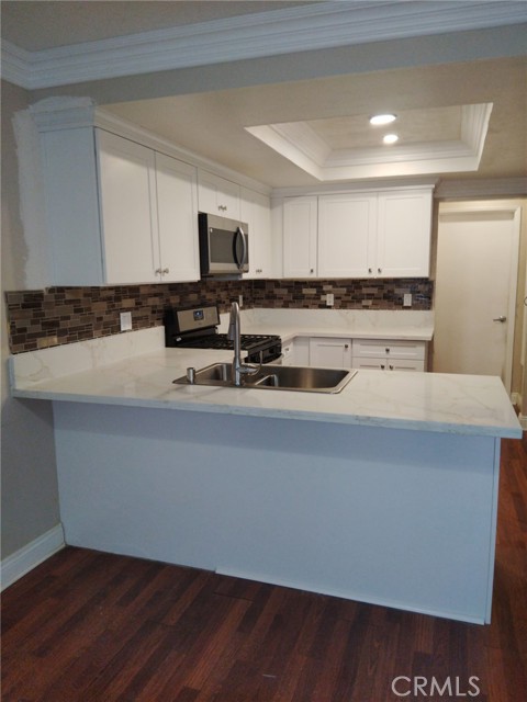 Detail Gallery Image 7 of 16 For 44535 La Paz, Temecula,  CA 92592 - 3 Beds | 2/1 Baths