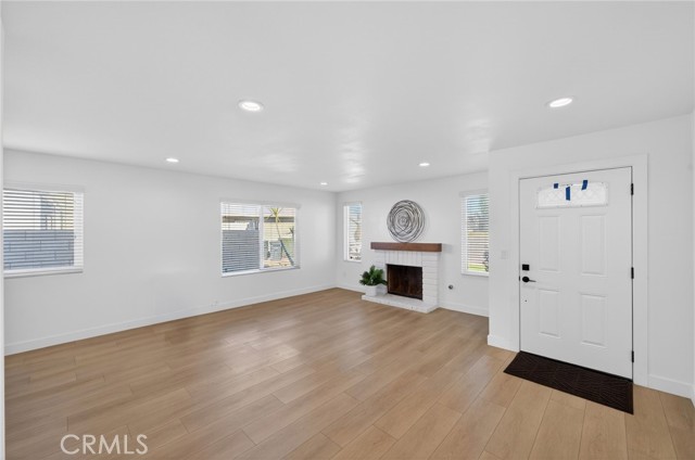 Detail Gallery Image 8 of 47 For 831 W Cerritos, Rialto,  CA 92376 - 3 Beds | 2 Baths