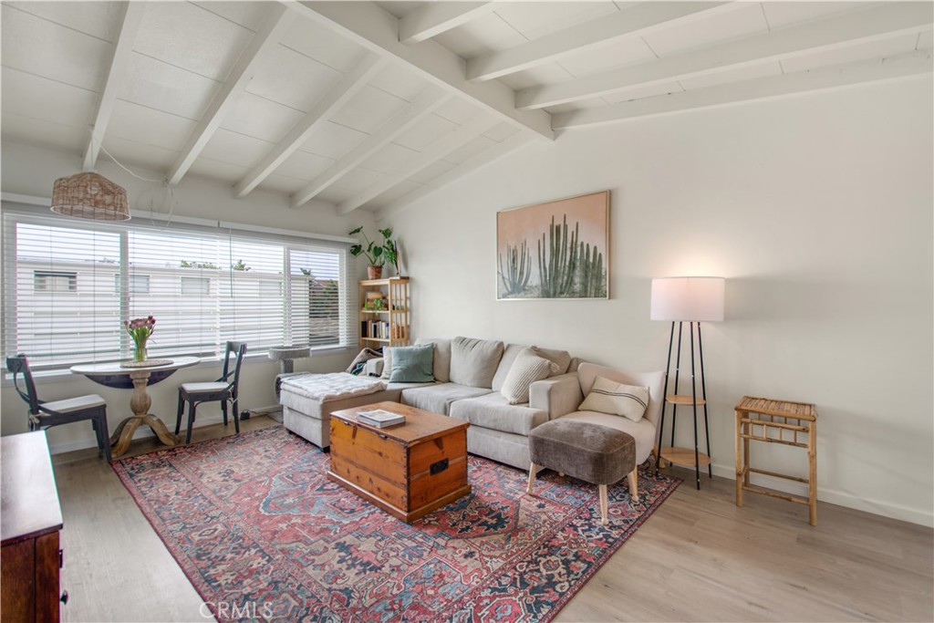 01f2d71d 80a6 42b7 885d 47609a4de72a