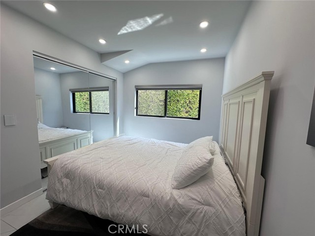 Detail Gallery Image 8 of 10 For 12838 1/2 Kling St, Studio City,  CA 91604 - 1 Beds | 1 Baths