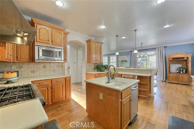 Detail Gallery Image 15 of 36 For 7603 Bristol Bay Cir, Corona,  CA 92880 - 3 Beds | 2/1 Baths