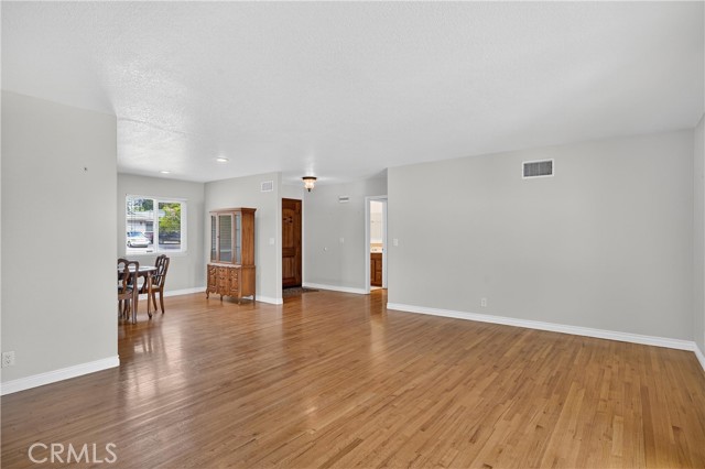 Detail Gallery Image 11 of 44 For 1146 O Neil St, Upland,  CA 91784 - 3 Beds | 2 Baths