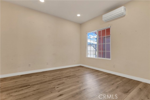 Detail Gallery Image 20 of 34 For 13261 via Del Lago, Victorville,  CA 92392 - 5 Beds | 3 Baths