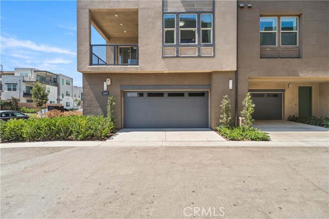 1698 Hollyleaf Ter, Montebello CA: https://media.crmls.org/medias/01f50701-c39f-4375-a693-874cd8d58445.jpg
