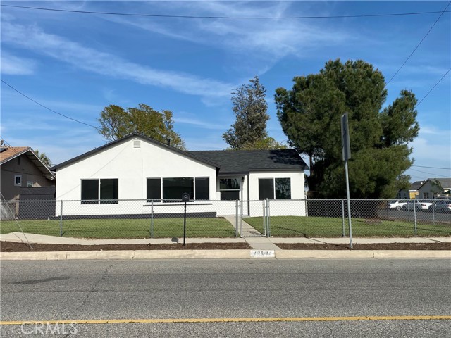 Image 2 for 7767 Tamarind Ave, Fontana, CA 92336