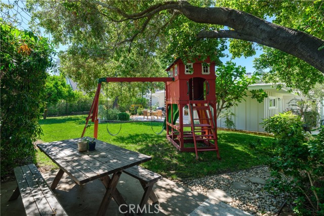Detail Gallery Image 31 of 34 For 3585 Grayburn Rd, Pasadena,  CA 91107 - 3 Beds | 2 Baths