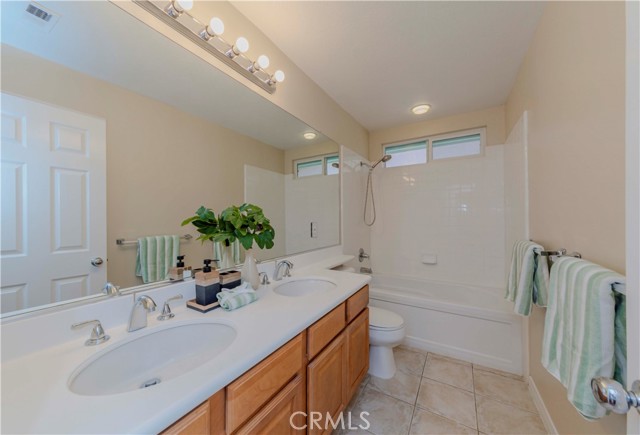 2142 Root Street, Fullerton CA: https://media.crmls.org/medias/01f62084-1eaf-4941-b3e9-4db320696af5.jpg