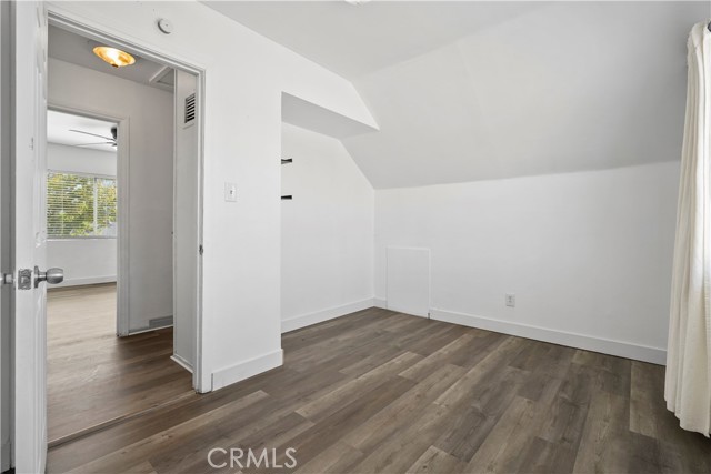 44043 Hoban Avenue, Lancaster CA: https://media.crmls.org/medias/01f623ca-8e59-4b15-a35c-1ef05f8642d5.jpg