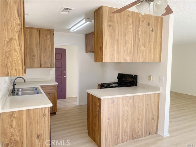 Image 9 of 23 For 3506 Albany Street