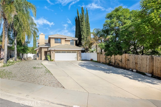 Detail Gallery Image 5 of 47 For 22562 Springdale, Moreno Valley,  CA 92557 - 4 Beds | 2/1 Baths