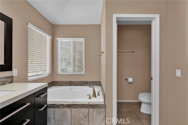 Detail Gallery Image 25 of 38 For 2541 Santa Ana Ave, Costa Mesa,  CA 92627 - 4 Beds | 2/1 Baths