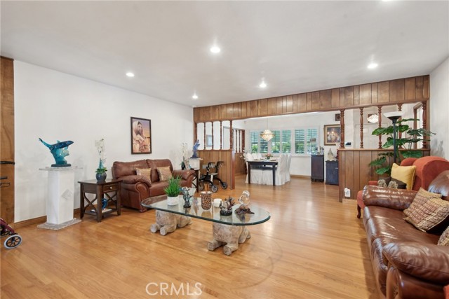 Image 6 of 52 For 12268 Samoline Avenue