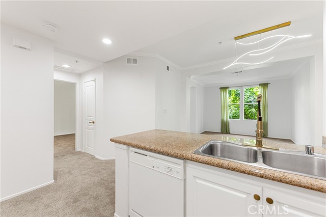 Detail Gallery Image 20 of 24 For 2257 Watermarke Pl, Irvine,  CA 92612 - 1 Beds | 1 Baths