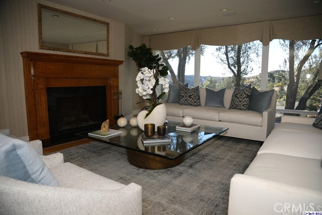 Photo of 1770 Golf Club Drive, Glendale, CA 91206