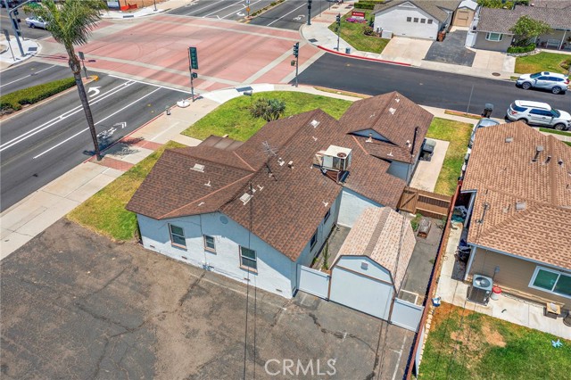 Image 19 of 25 For 700 Brea Boulevard