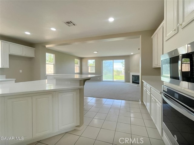 Detail Gallery Image 10 of 46 For 6727 Miramar, Palmdale,  CA 93551 - 5 Beds | 2/1 Baths