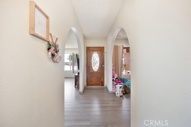 1107 B Street, Brawley CA: https://media.crmls.org/medias/01fa62d8-cbdb-46f5-9b6e-cf4f69a2fee5.jpg