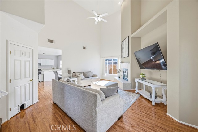 Detail Gallery Image 5 of 40 For 27292 Maritime, Helendale,  CA 92342 - 3 Beds | 2/1 Baths