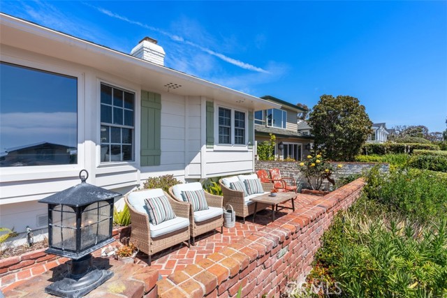 Detail Gallery Image 7 of 53 For 13 N Encino, Laguna Beach,  CA 92651 - 2 Beds | 1/1 Baths