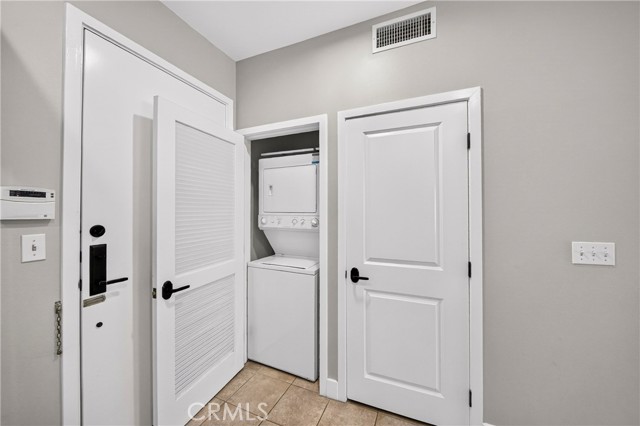 2367 Jefferson St, 110 photo 12