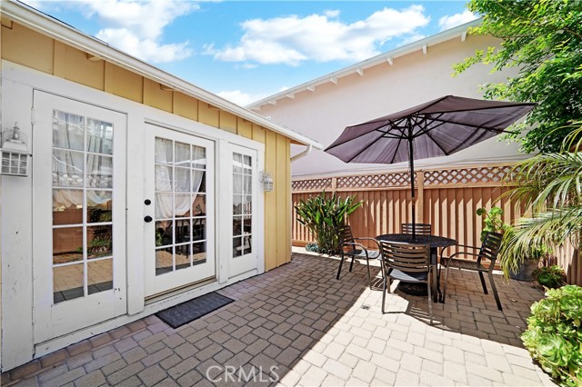 Detail Gallery Image 10 of 44 For 2711 Seaview Ave, Corona Del Mar,  CA 92625 - 2 Beds | 2 Baths