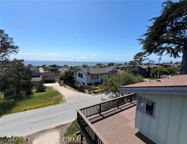 Detail Gallery Image 2 of 35 For 1950 Oxford Ave, Cambria,  CA 93428 - 3 Beds | 2 Baths
