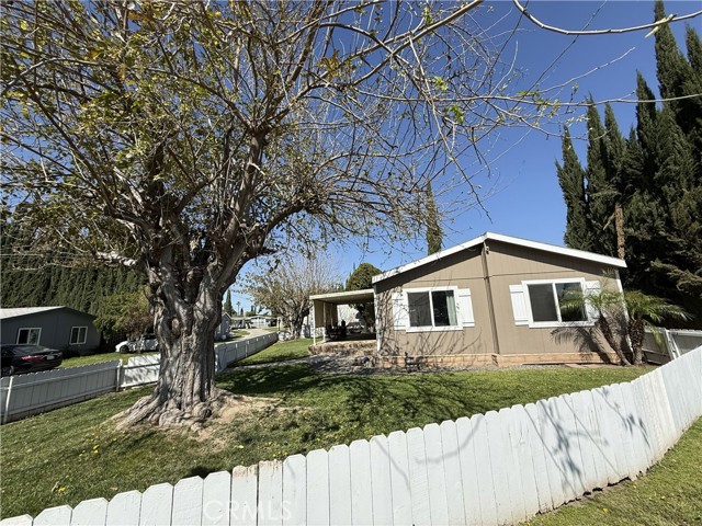 Detail Gallery Image 3 of 29 For 5800 Hamner #431, Corona,  CA 91752 - 3 Beds | 2 Baths