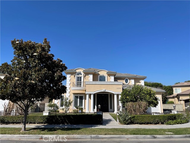 MLS# AR23192733