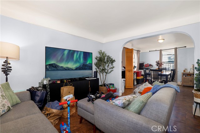 854 E 87th Place, Los Angeles CA: https://media.crmls.org/medias/01fed9f0-7edc-4c91-9b10-32f06bd23d7a.jpg