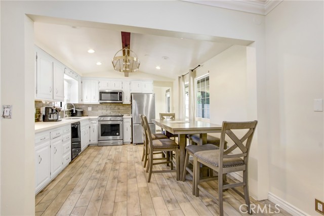 467 W Casad Street, Covina CA: https://media.crmls.org/medias/0200459f-cb26-4e99-92bc-7cf53765e910.jpg